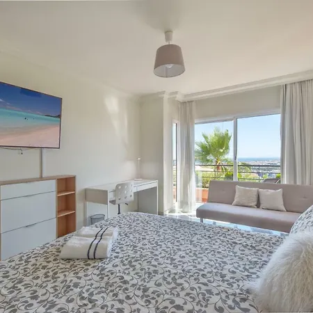 Edificio Magna Apartmán Marbella