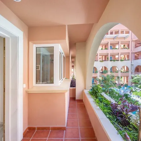 Edificio Magna Apartment *